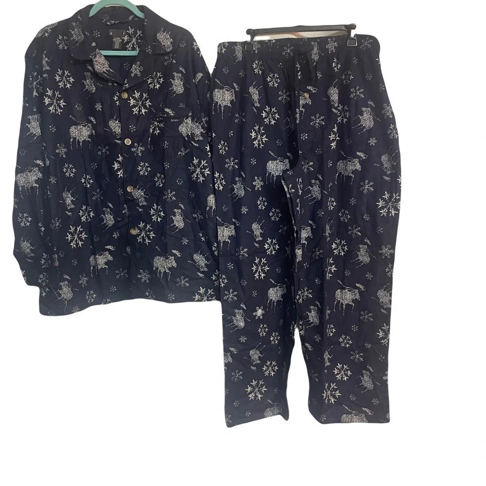 Men’s Christmas PJ’s navy & white size XL